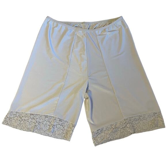 Undersummer Nude High Waisted Lace Lined Silky Slip Shorts/ Biker Shorts Size 2X - Picture 9 of 10